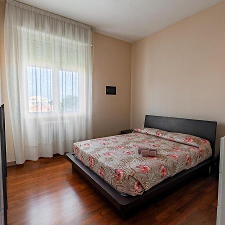 Luxury House Near Train Station Apartamento Livorno Exterior foto