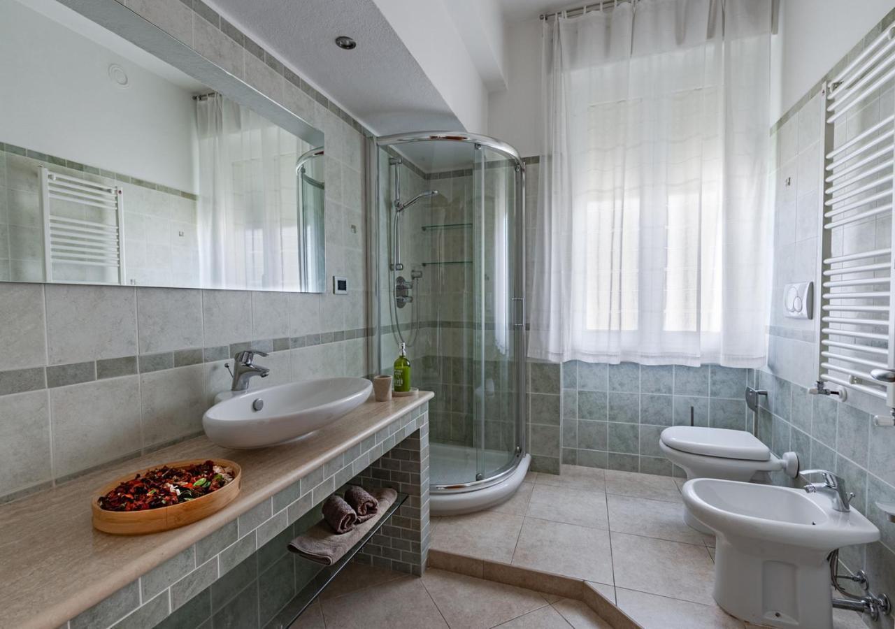 Luxury House Near Train Station Apartamento Livorno Exterior foto