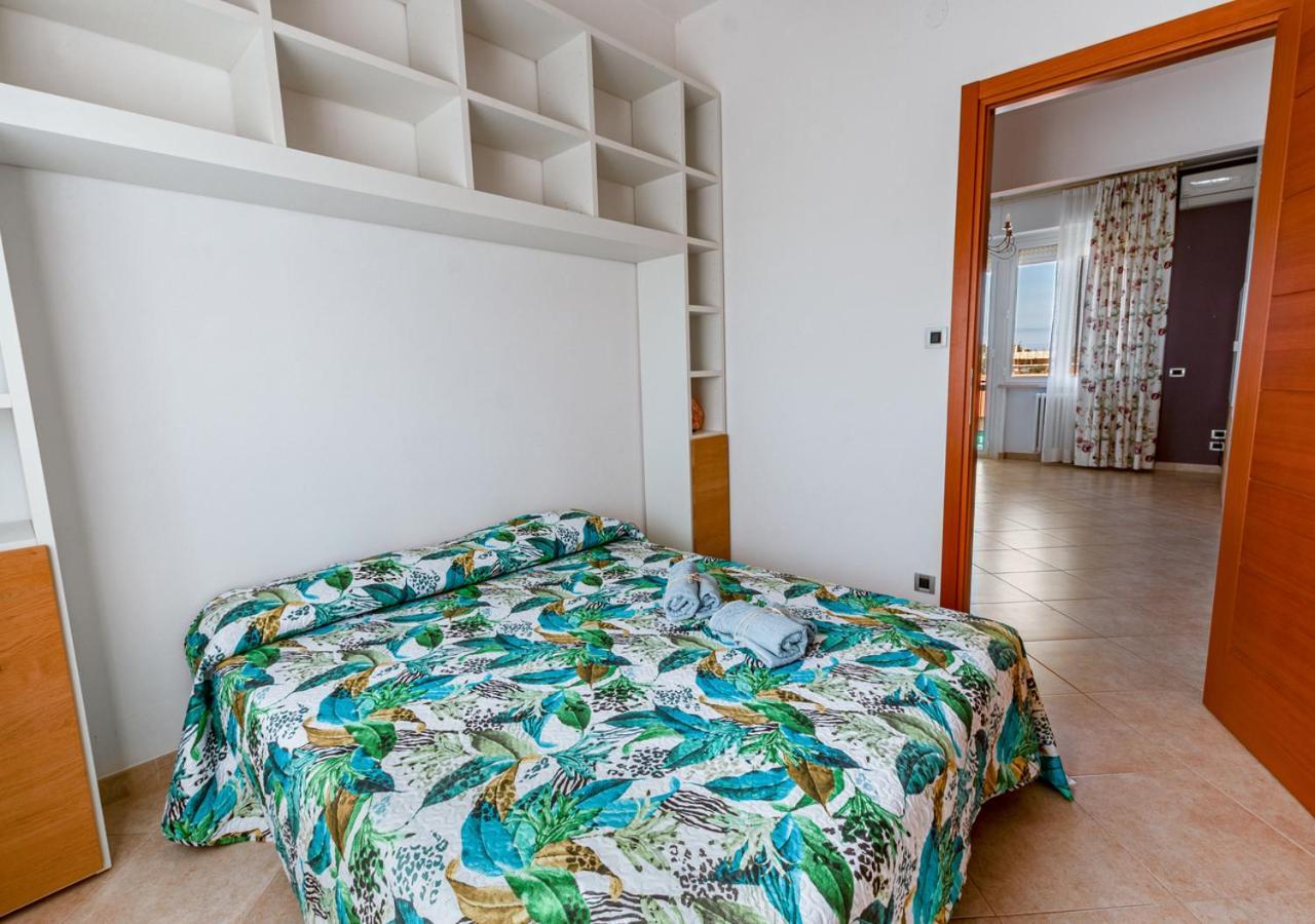 Luxury House Near Train Station Apartamento Livorno Exterior foto